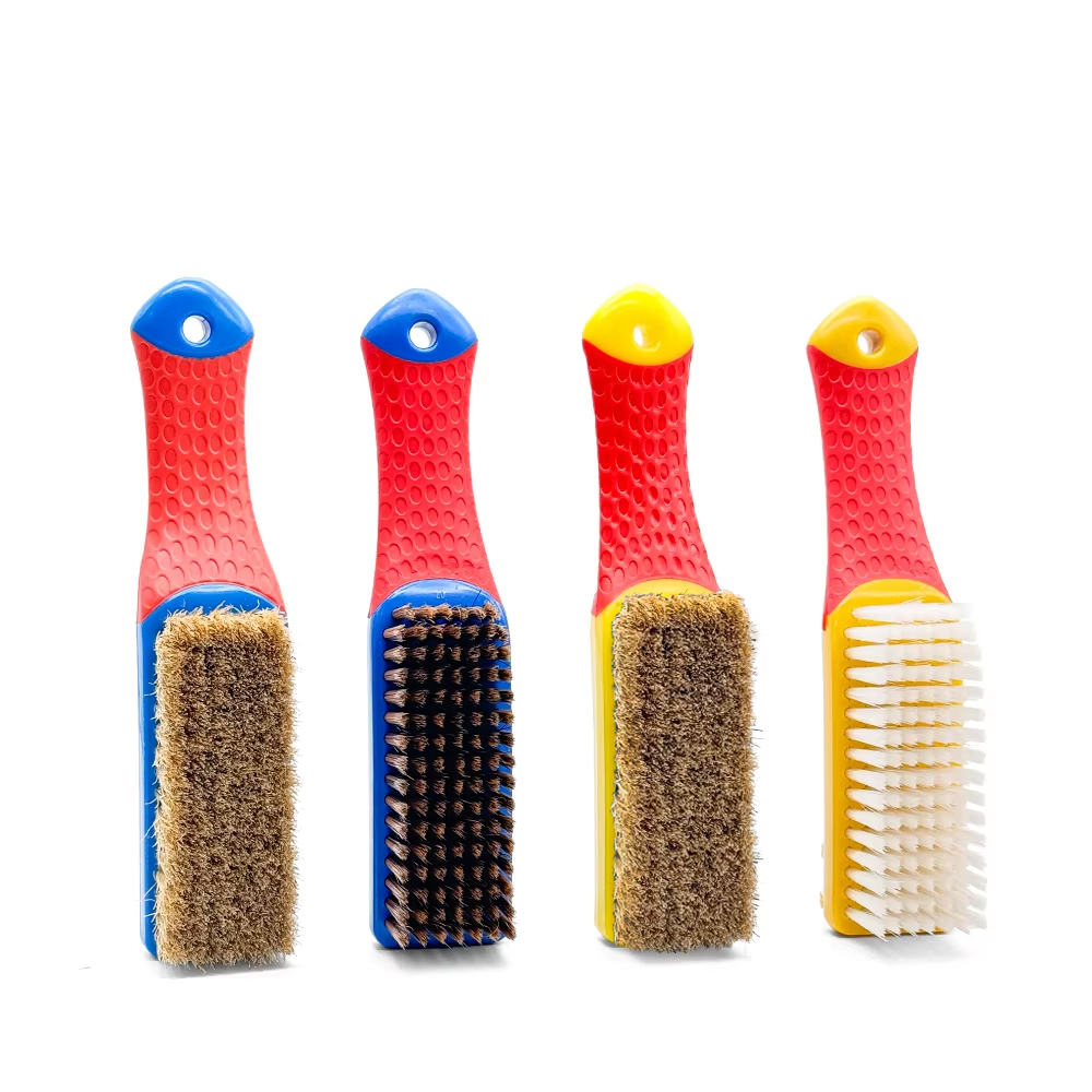 فرشاة تنظيف مقاعد السيارة من أ - مراجعة Seat Cleaner Fabric وسعره